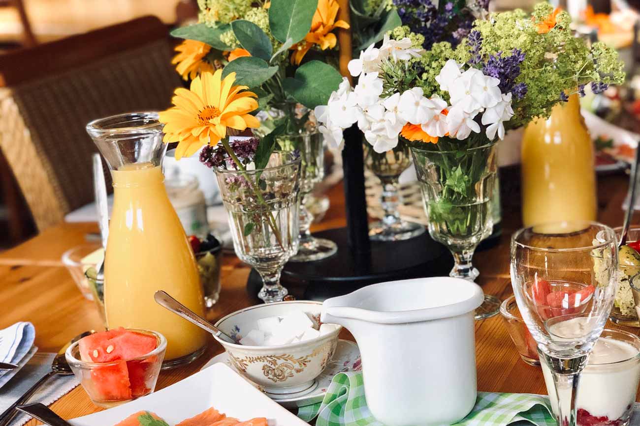 Tisch Dekoration Frühstück und Brunch